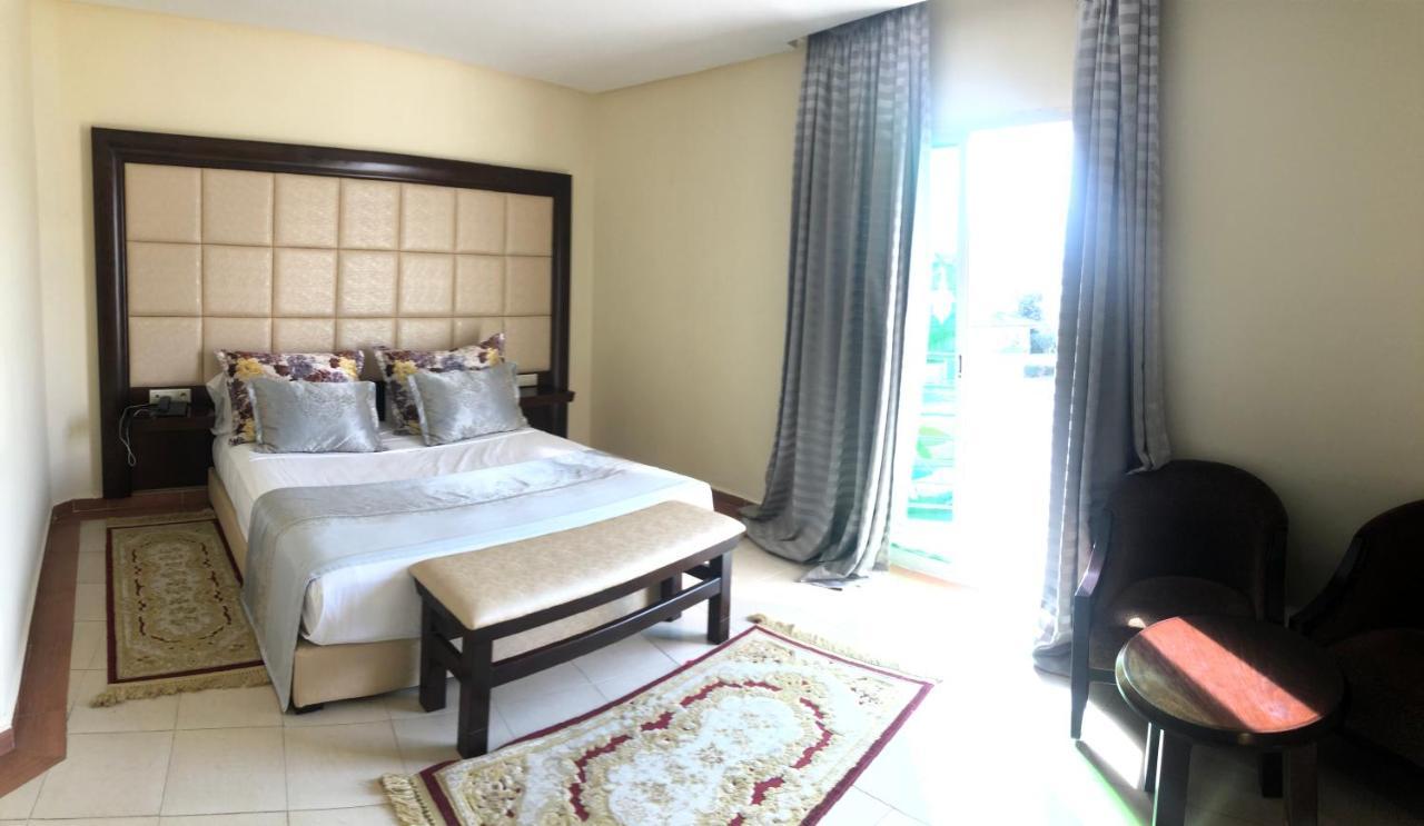 Dream'S Hotel Tétouan Buitenkant foto