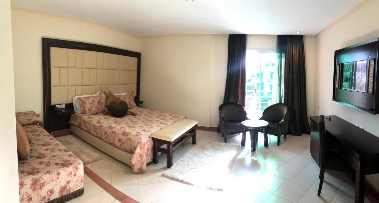 Dream'S Hotel Tétouan Buitenkant foto